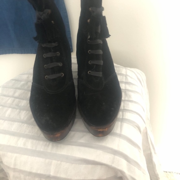 Booties - Picture 3 of 4